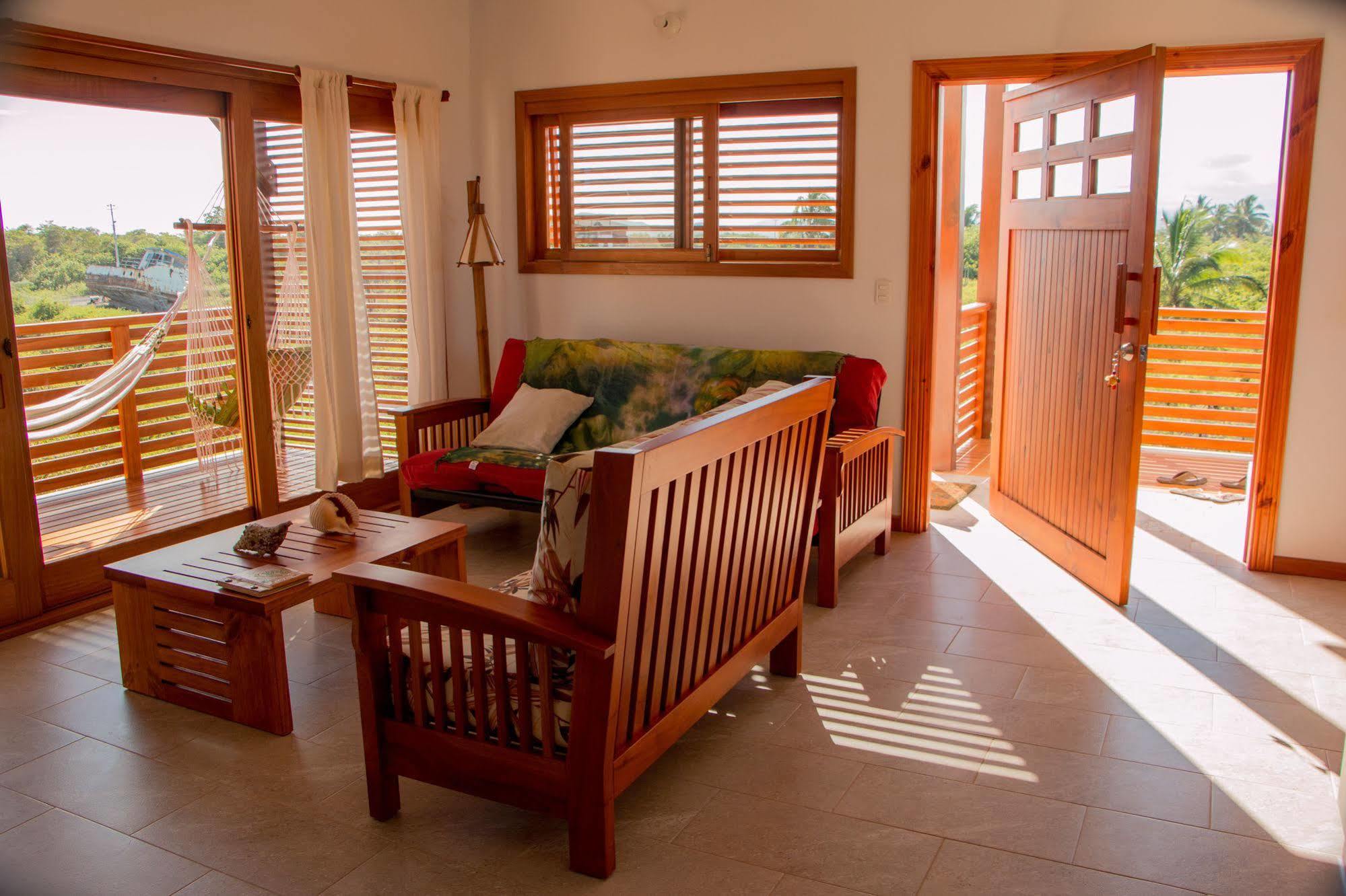 Chez Manany Galapagos Ecolodge Puerto Villamil Exterior photo